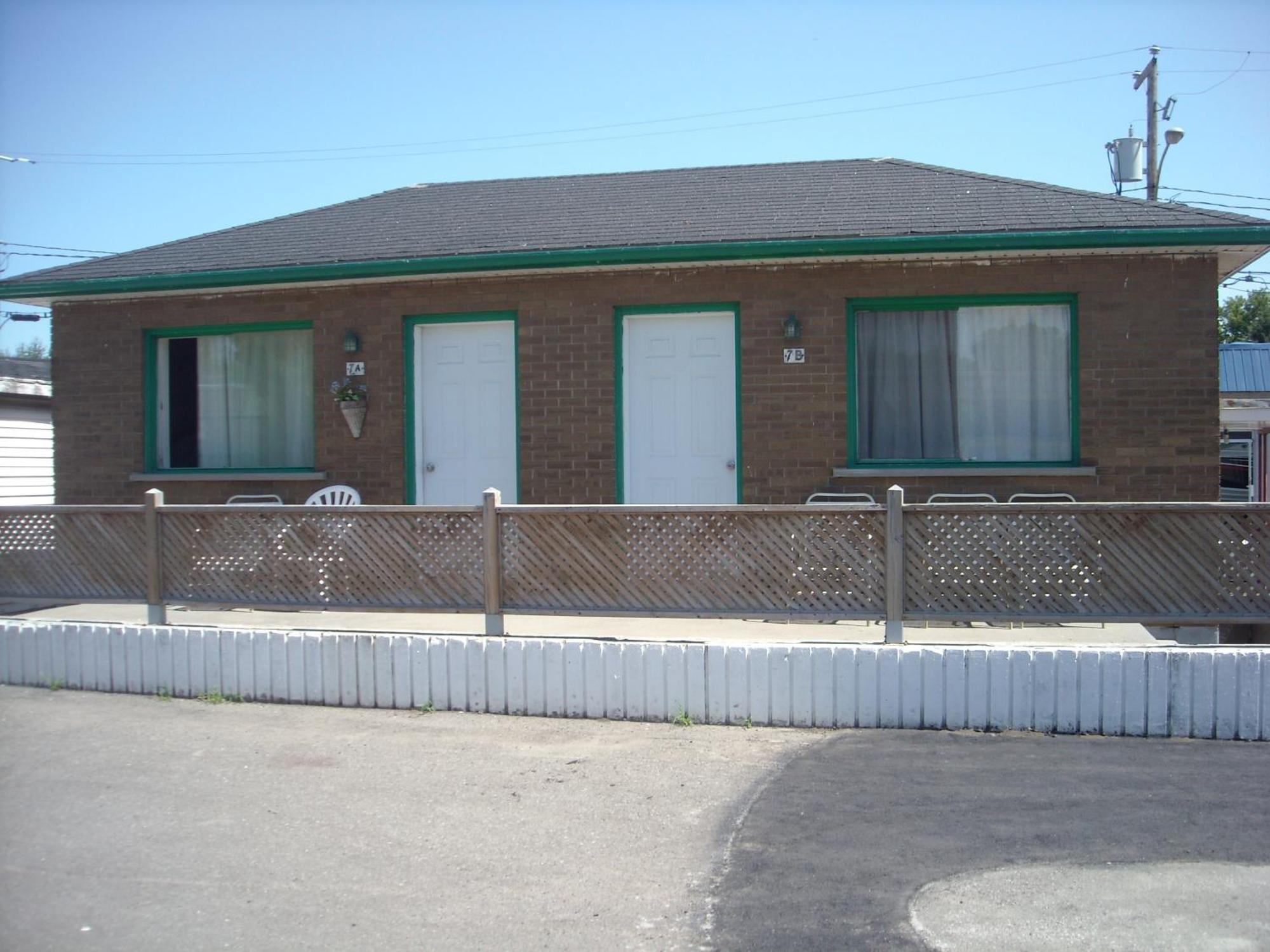 Notre-Dame-de-l'Ile-Perrot Motel Montreal المظهر الخارجي الصورة