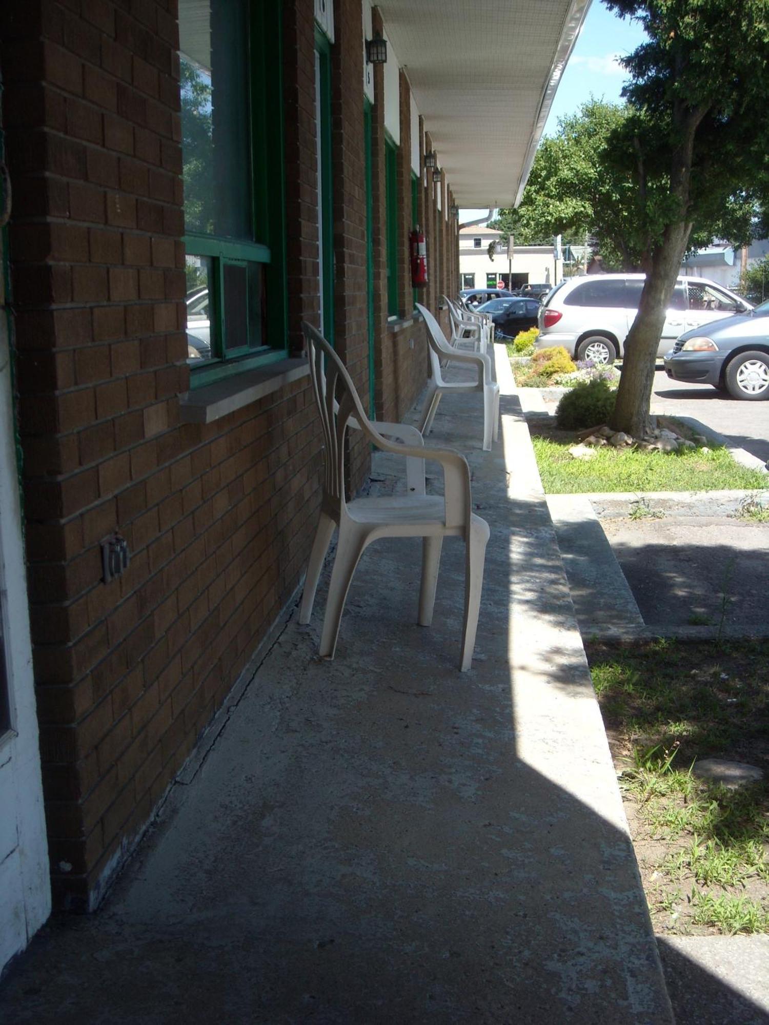 Notre-Dame-de-l'Ile-Perrot Motel Montreal المظهر الخارجي الصورة