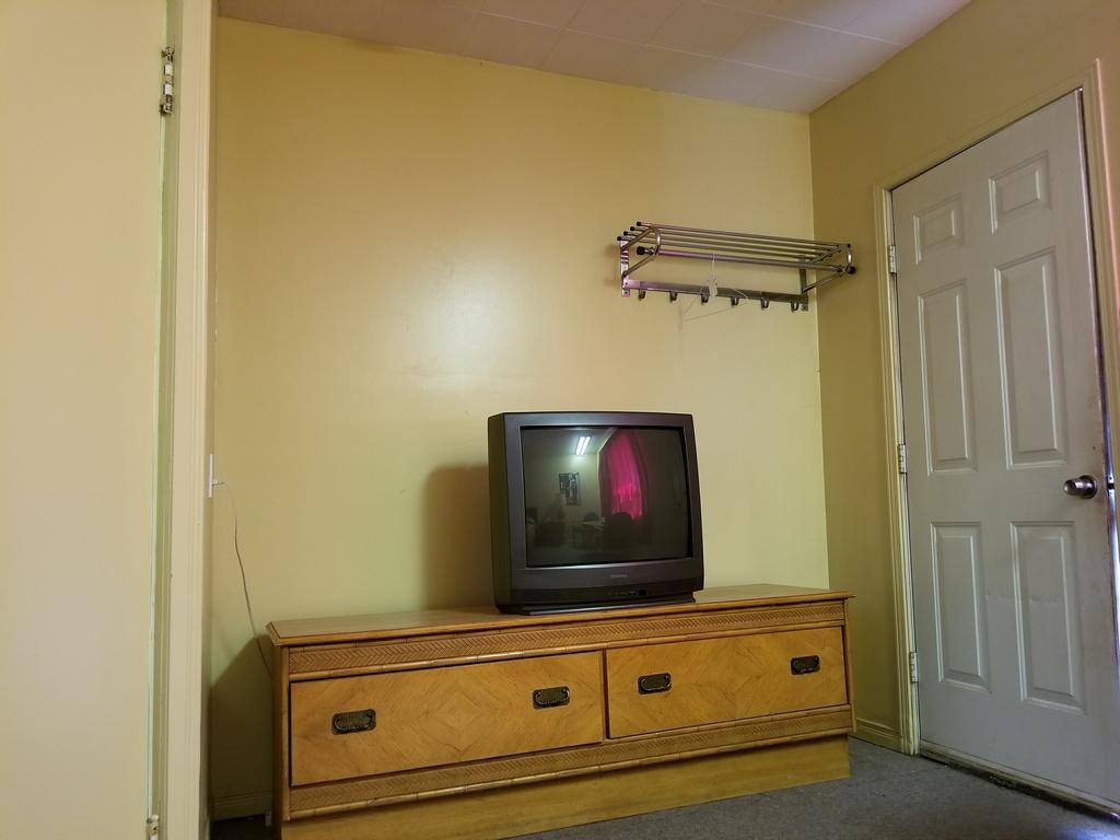 Notre-Dame-de-l'Ile-Perrot Motel Montreal المظهر الخارجي الصورة