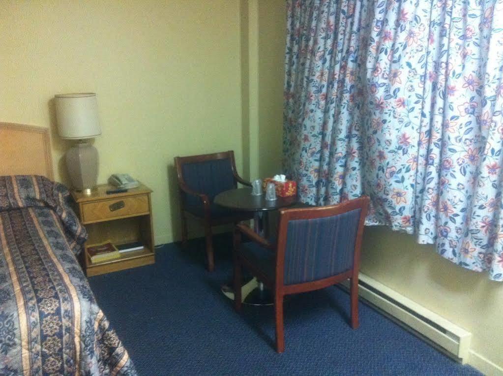 Notre-Dame-de-l'Ile-Perrot Motel Montreal المظهر الخارجي الصورة